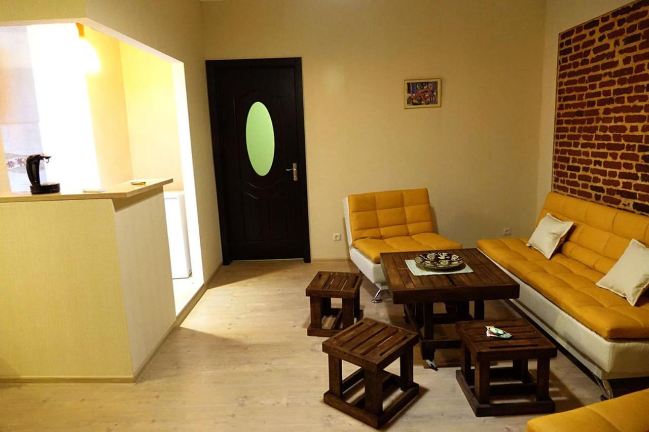 Apartment Vorontsov Tbilisi Buitenkant foto